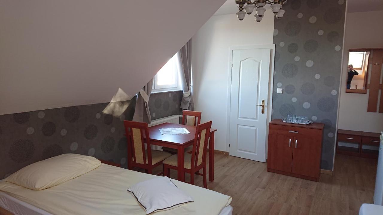 Letnia Willa Jacuzzi & Sauna Ujście-Darłowskie Buitenkant foto