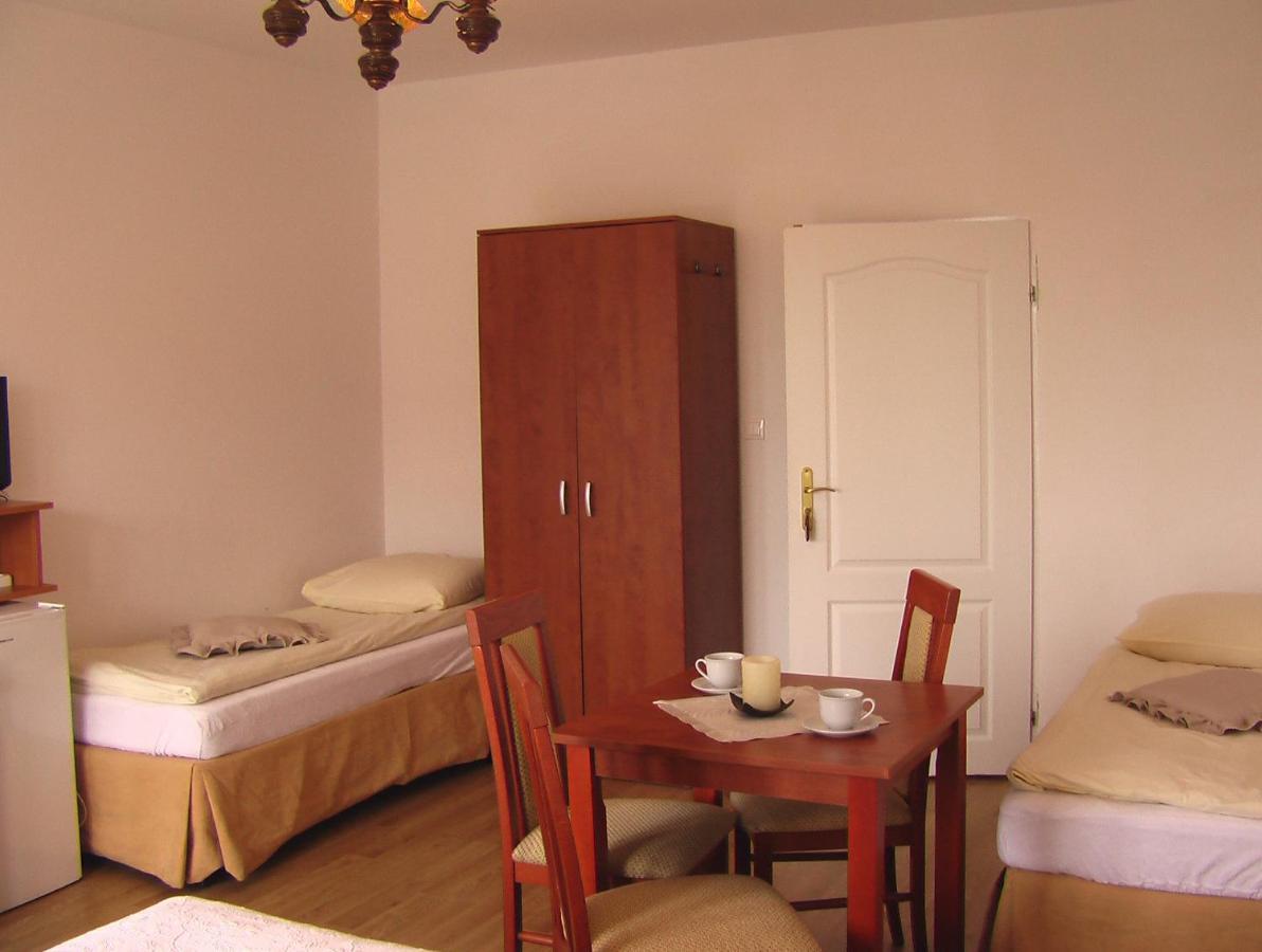 Letnia Willa Jacuzzi & Sauna Ujście-Darłowskie Buitenkant foto