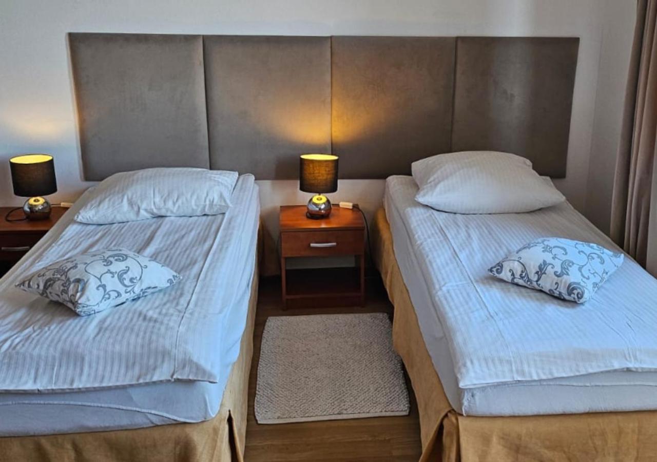 Letnia Willa Jacuzzi & Sauna Ujście-Darłowskie Buitenkant foto
