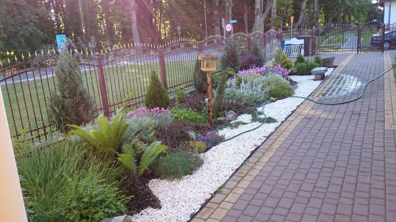 Letnia Willa Jacuzzi & Sauna Ujście-Darłowskie Buitenkant foto