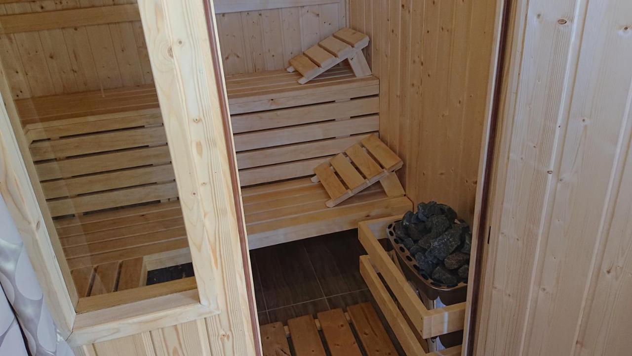 Letnia Willa Jacuzzi & Sauna Ujście-Darłowskie Buitenkant foto
