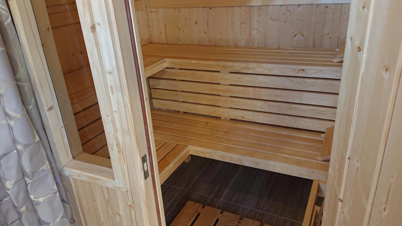 Letnia Willa Jacuzzi & Sauna Ujście-Darłowskie Buitenkant foto